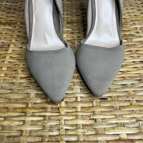 Mia Cia D’Orsay Pumps - Picture 9 of 9